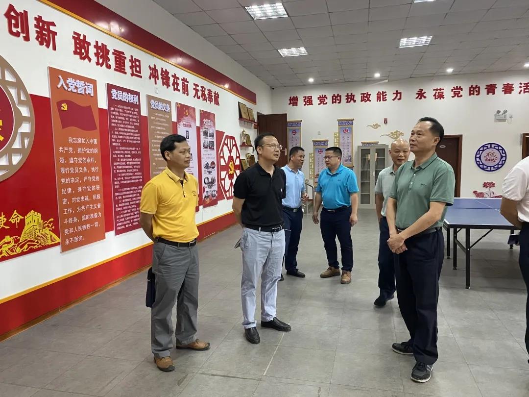 梧州市總工會領(lǐng)導(dǎo)到臨港經(jīng)濟區(qū)開展調(diào)研活動