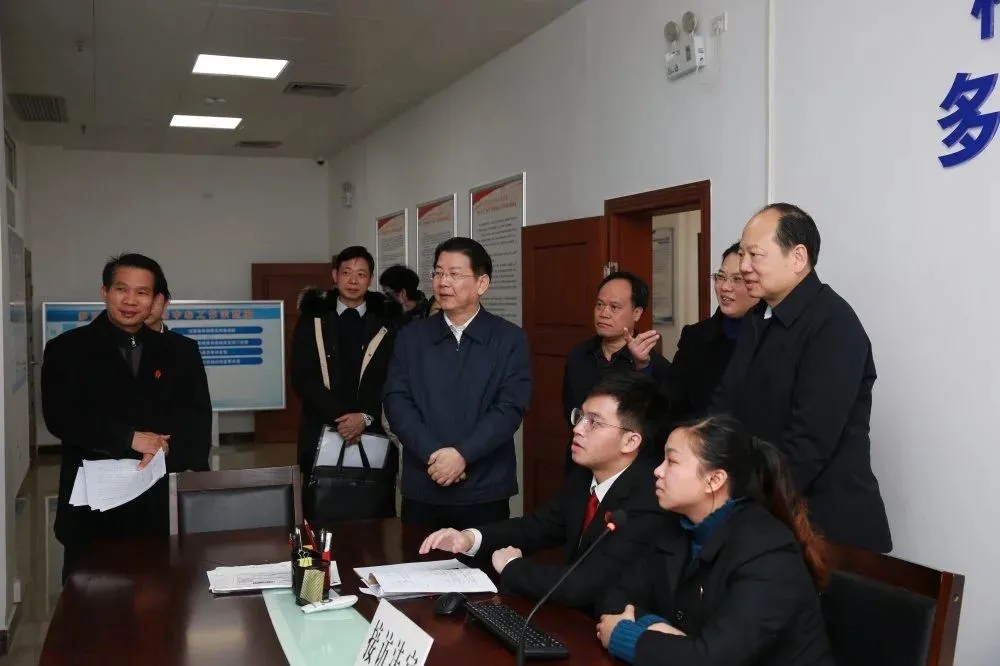 徐遠(yuǎn)洲率隊到梧州中院開展調(diào)研交流