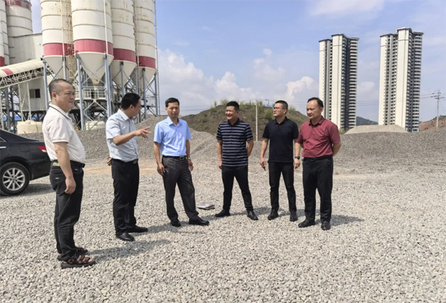 精準(zhǔn)把脈加快推進(jìn)│ 梧州市總工會(huì)赴藤縣、岑溪市指導(dǎo)縣級(jí)工人文化宮項(xiàng)目建設(shè)工作