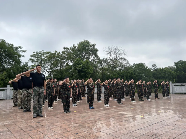 點(diǎn)亮夏日，共促成長(zhǎng)丨梧州市“陽(yáng)光少年”工會(huì)夏令營(yíng)暖心瞬間回顧