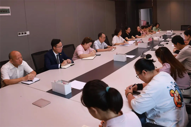 市城投集團工會傳達學習貫徹廣西工會第十四次代表大會精神