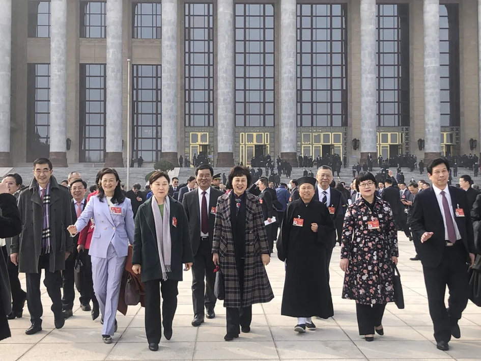 評(píng)職稱、漲工資……@技術(shù)工人，代表委員正在為你發(fā)聲！