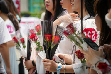 本周六，到玫瑰湖公園尋找心動(dòng)時(shí)刻吧