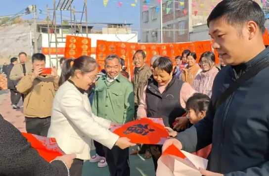 我市各級(jí)工會(huì)開展“喜迎新春”職工文體活動(dòng)